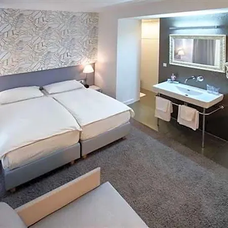 Hotel Jona Split 4*