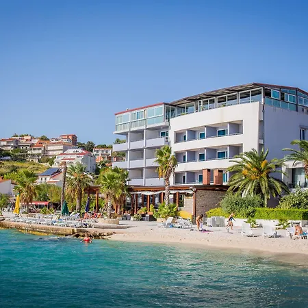 فندق Jona Split بودْسْتغانا