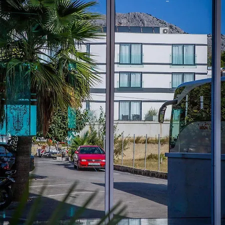 Ξενοδοχείο Jona Split 4*