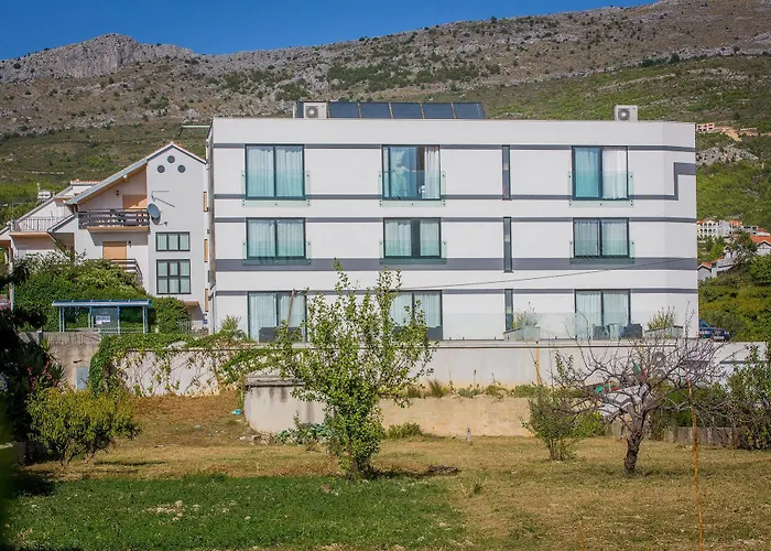 Jona Split 4* Podstrana